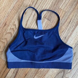 Nike girls XL light and dark purple Racerback Sports Bra